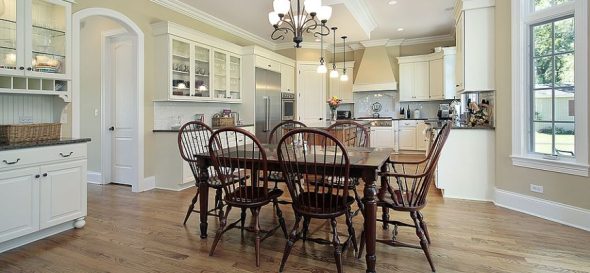 Newly Remolded Airy And Bright Dining Room
